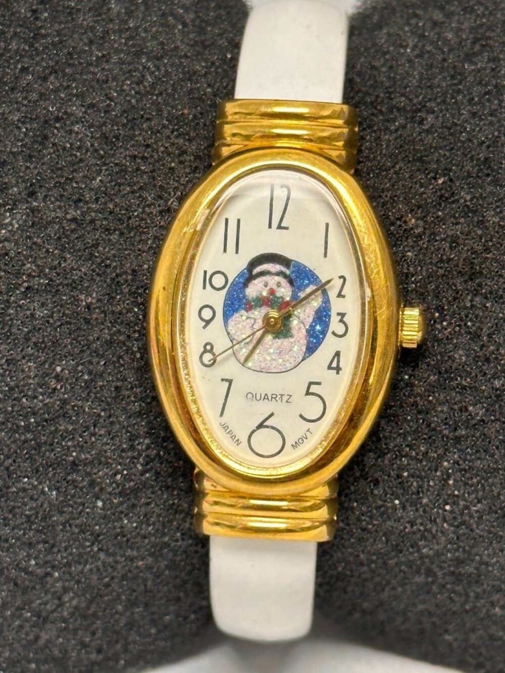 3/$30 Vintage Snowman Watch Women Gold Tone White Enamel Cuff Band 6.25"